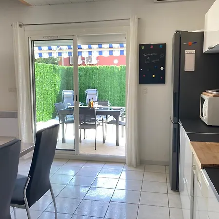 Superbe Pavillon Proche De La فيلة *